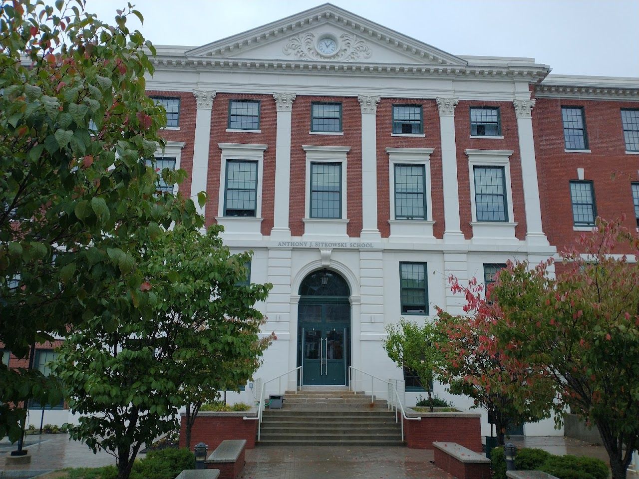 Sitkowski School