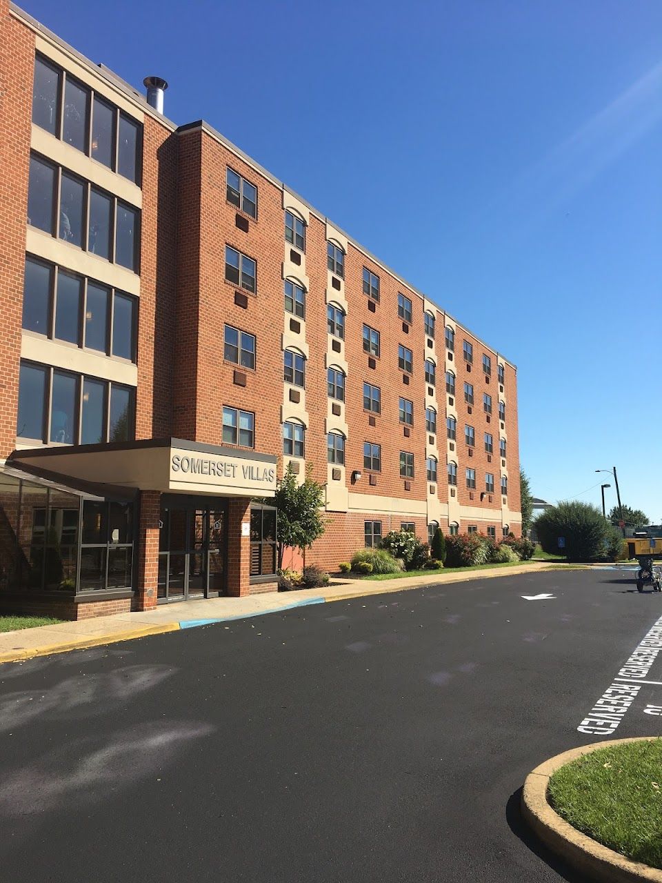 Somerset Apts