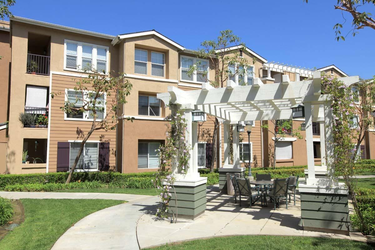 Somerset Glen Apts