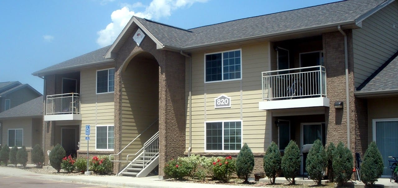 South Cliff Falls Apts & Townhomes