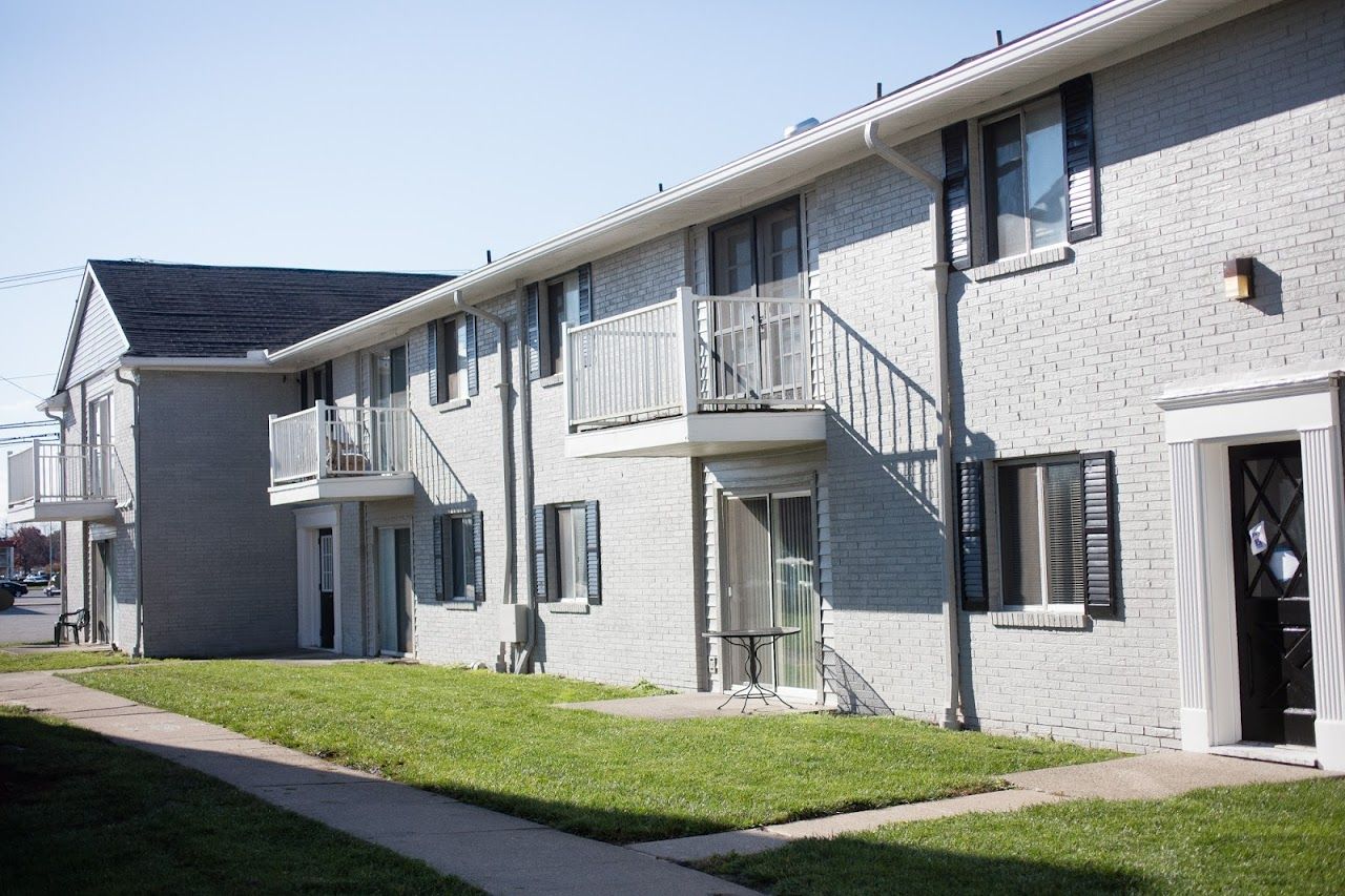 Southbridge Square Apts