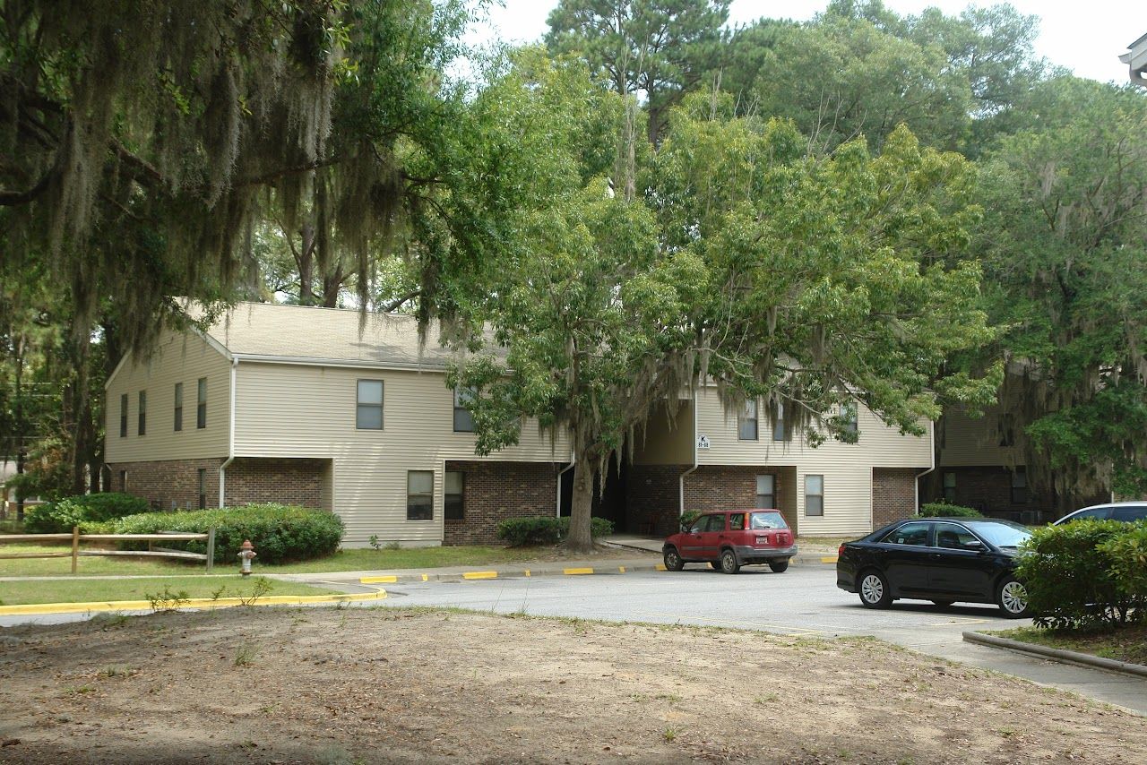 Spanish Trace Apts