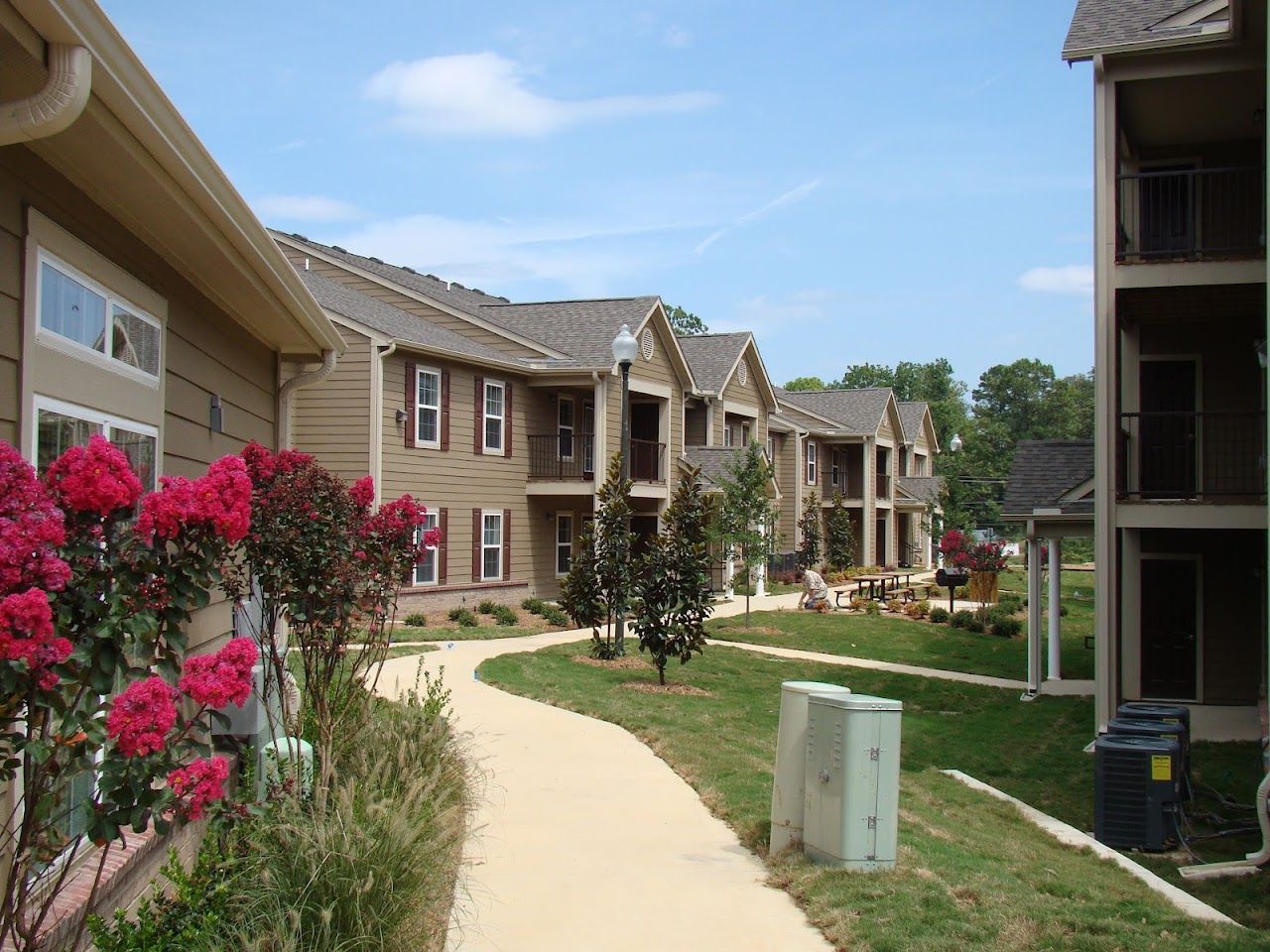 Spring Lake Apts