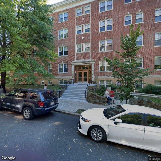 St Dennis Apts