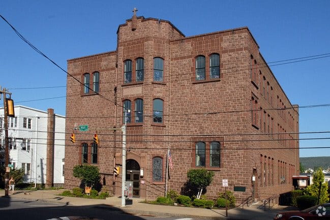 St John Apts