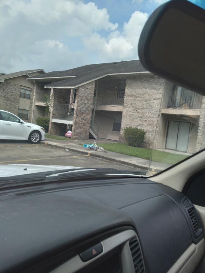 St Jules Apts