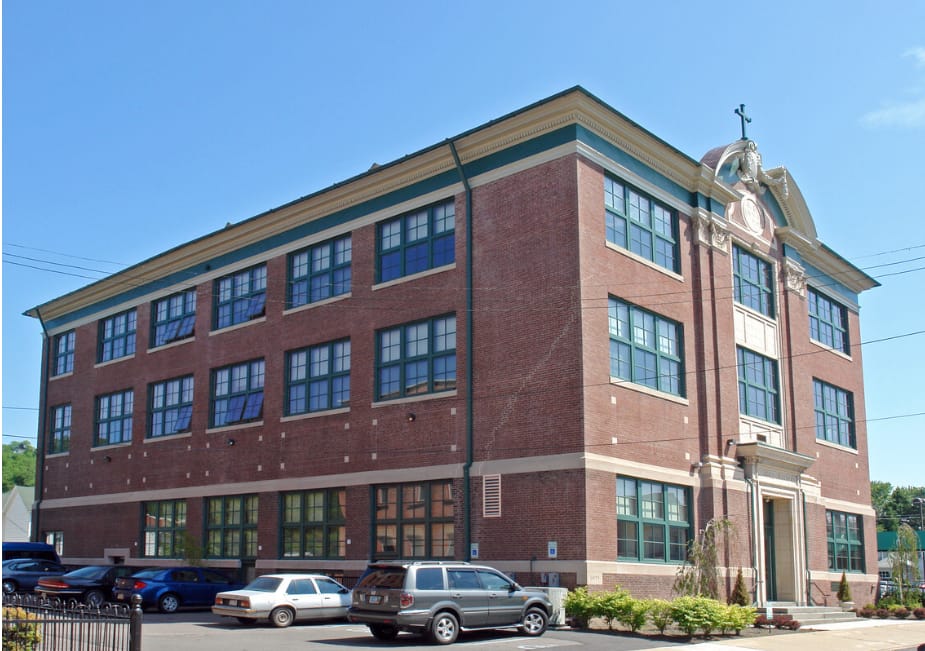 St Vincent Apts