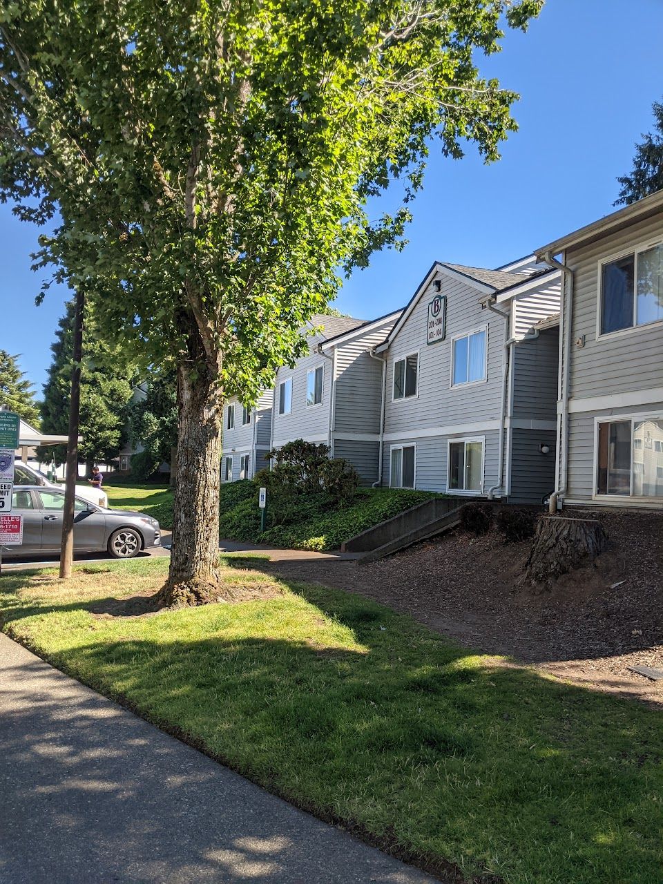 Steeple Chase Apartments