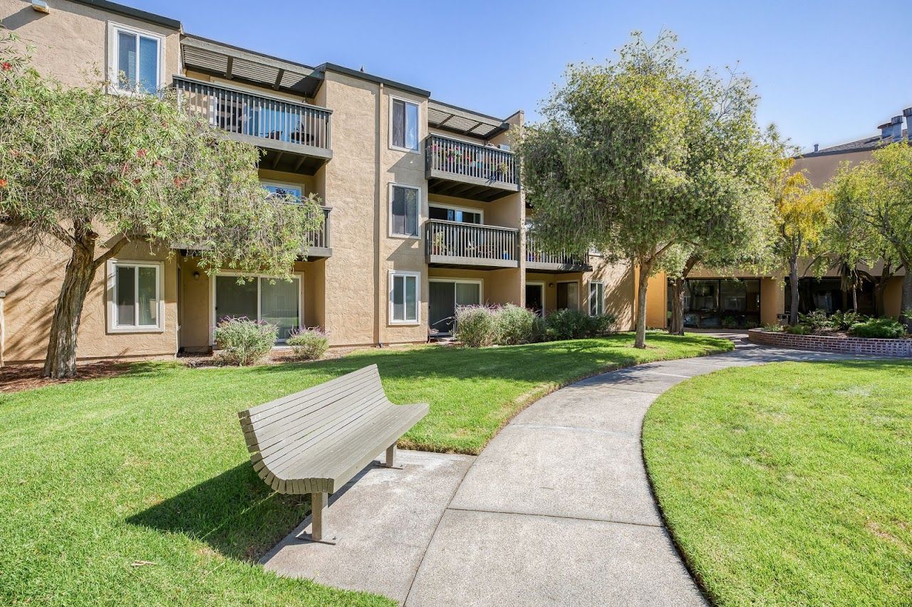 Steinback Commons