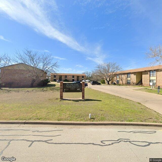 Stone Glen Apts
