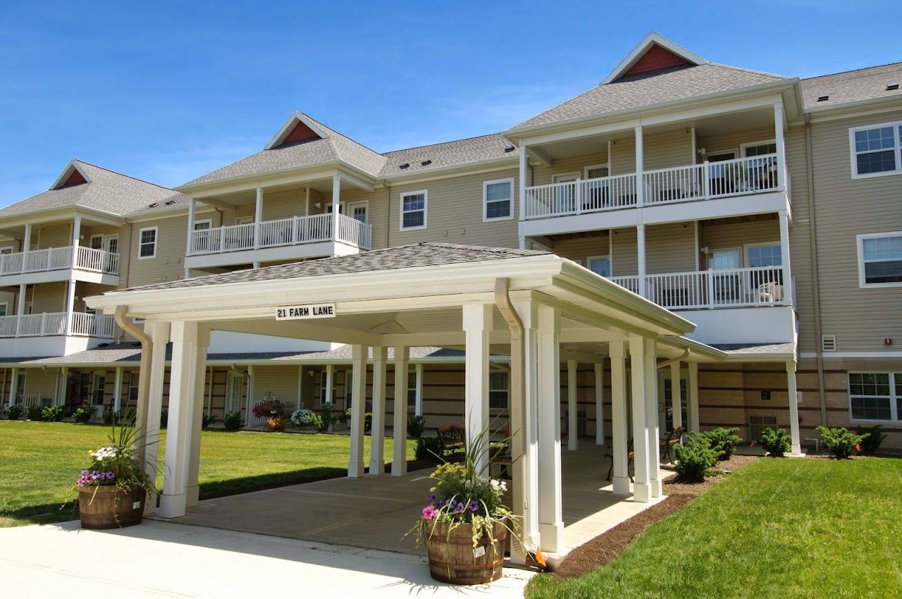 Stone Ledge Apts