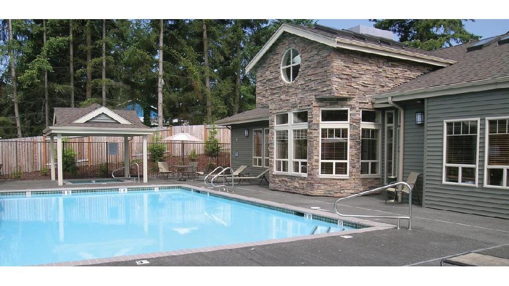 Stonebrook Apartments
