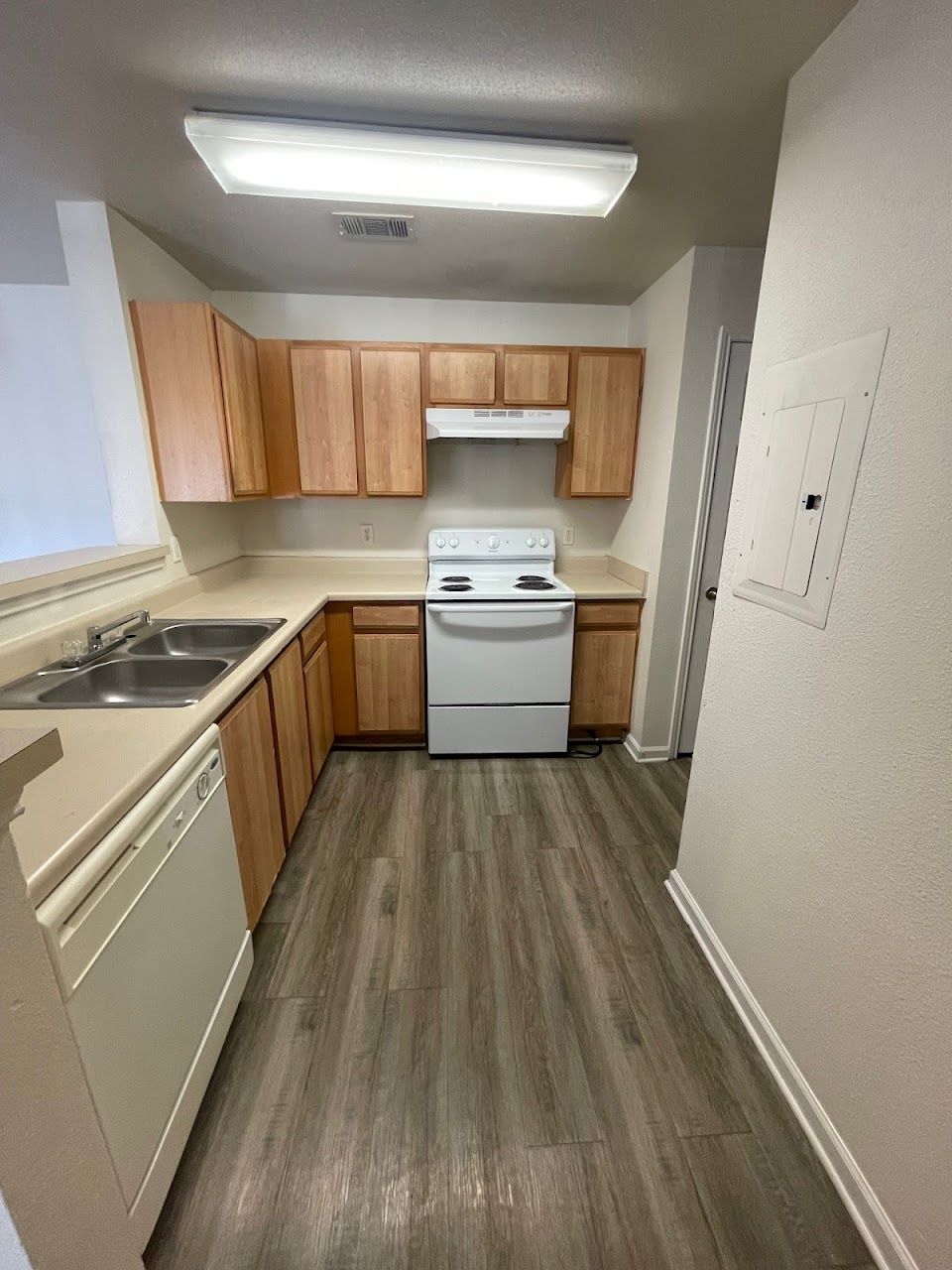 Stonewood Apartments