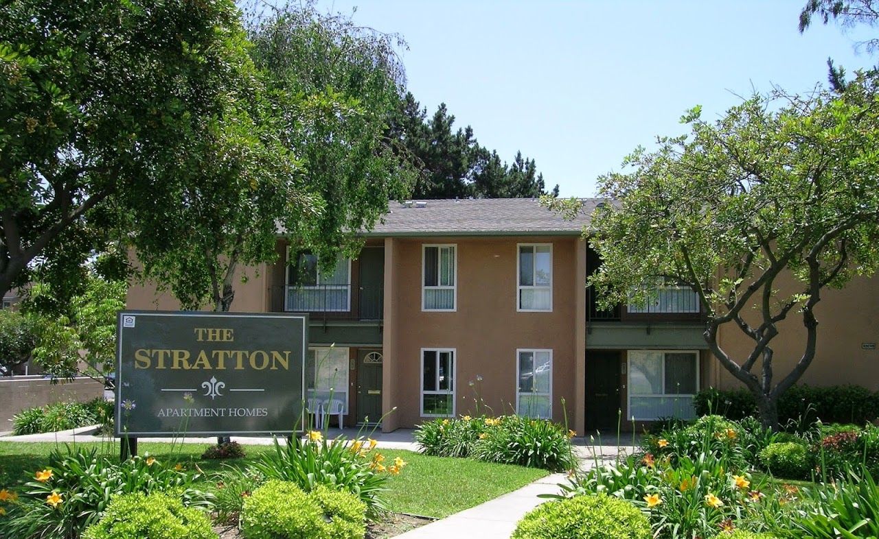 Stratton Apts