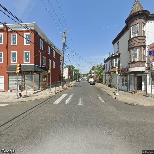 Strawberry Mansion Apartments