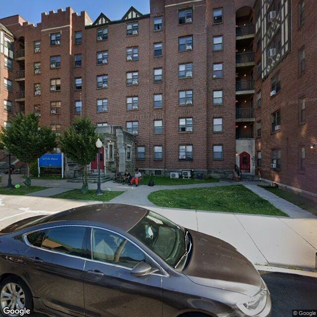 Suffolk Manor Apts