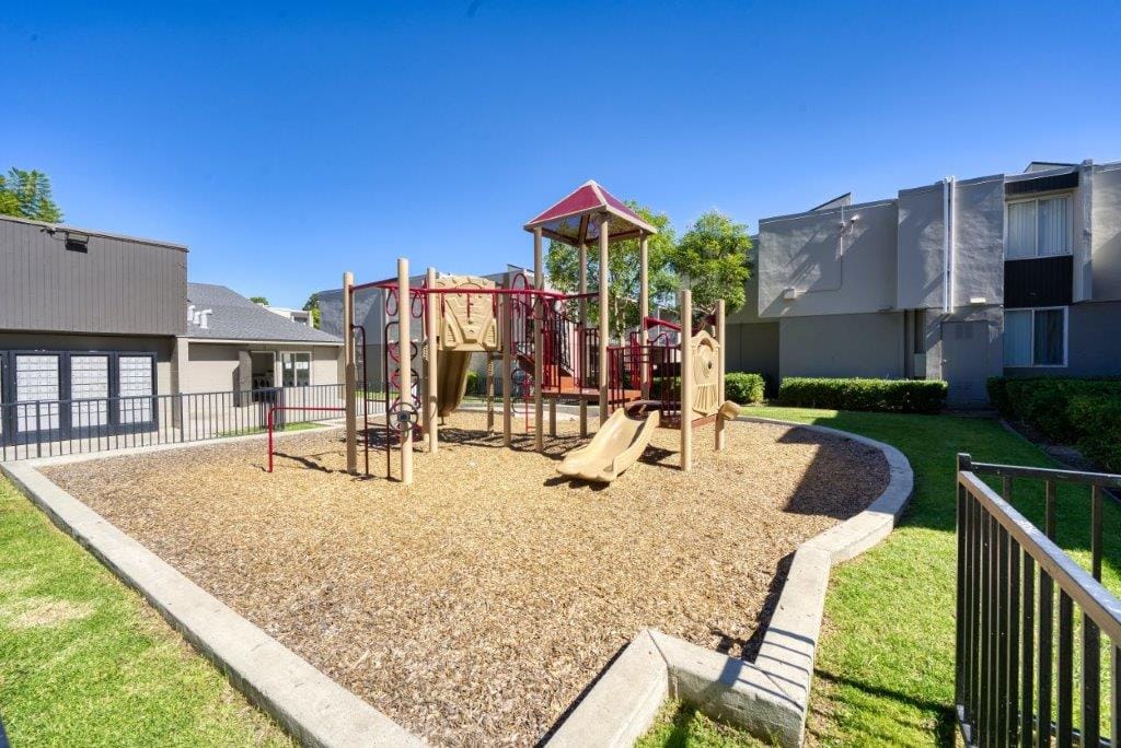 Summercrest Apartments