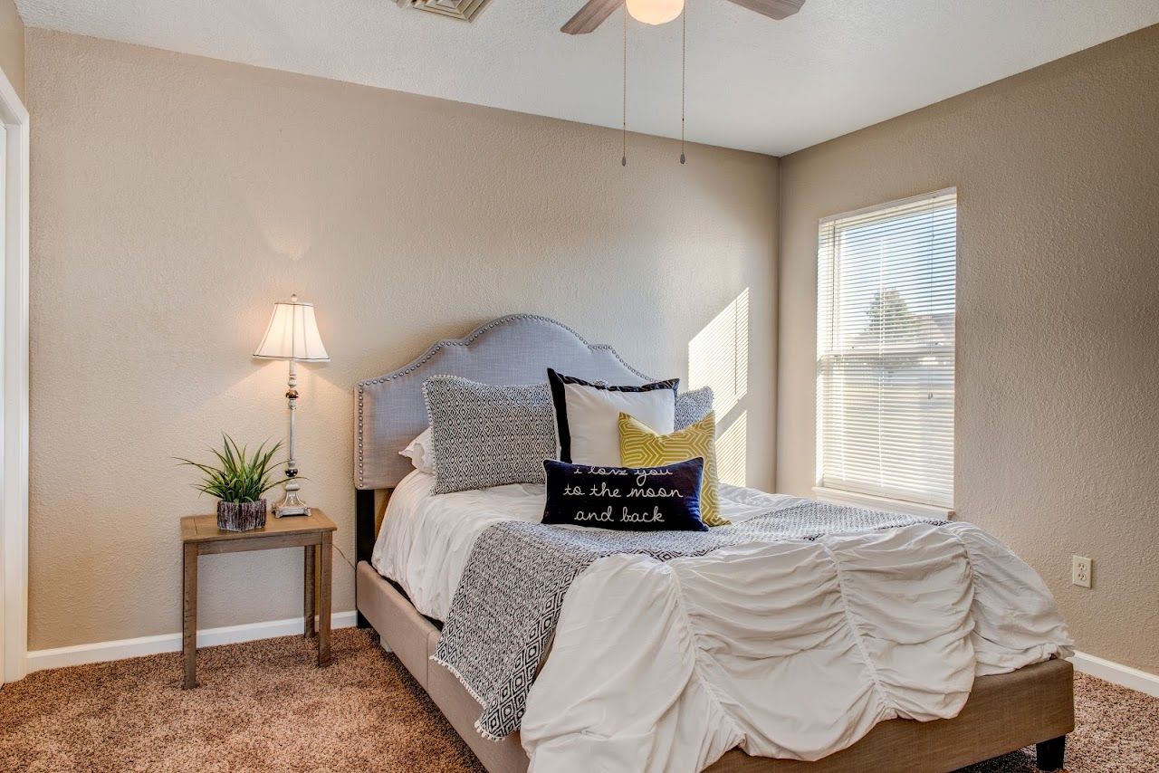 Sun Valley Apts
