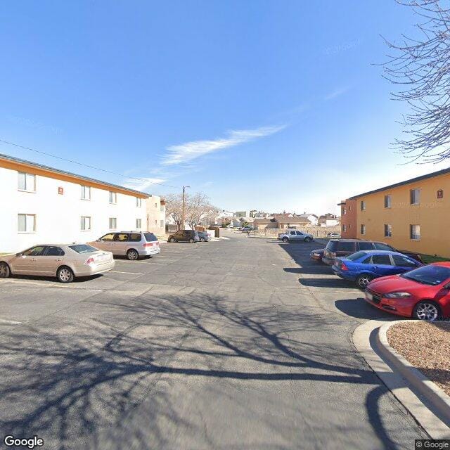 Suncrest Apts