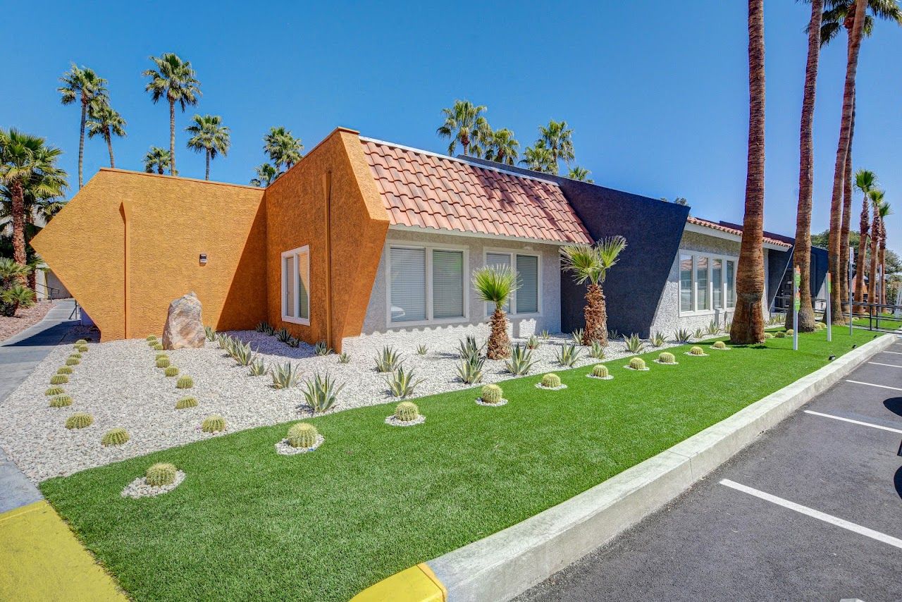 Sundance Village Apts