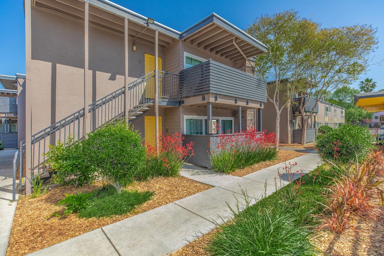 Sunridge Apts