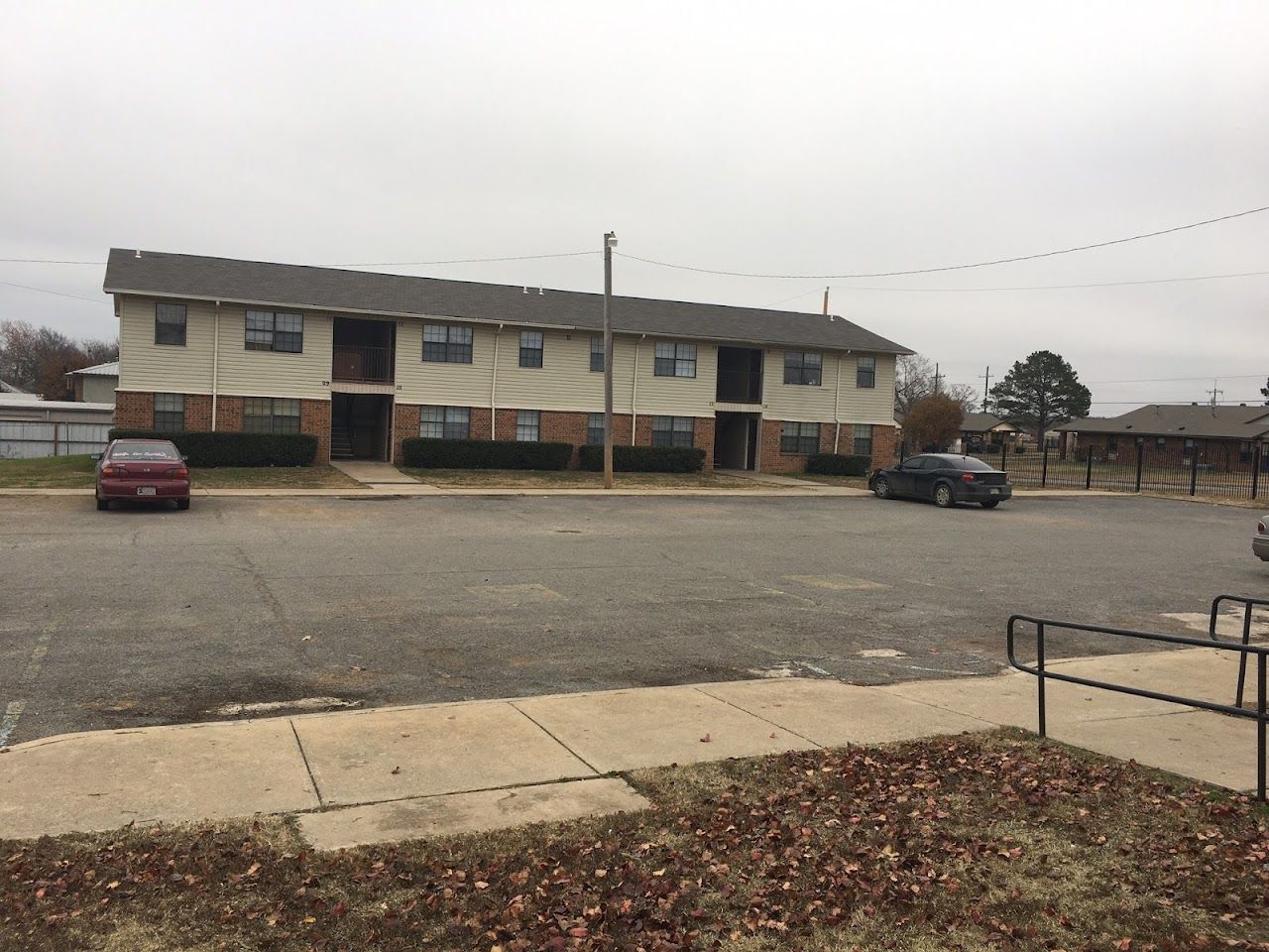 Sunset Village Apts