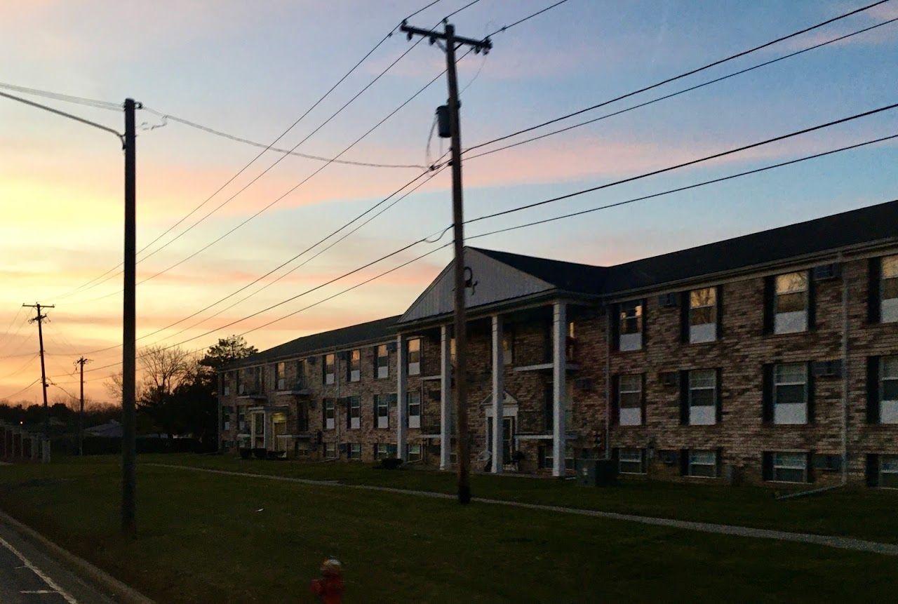 Swan Cove Apts