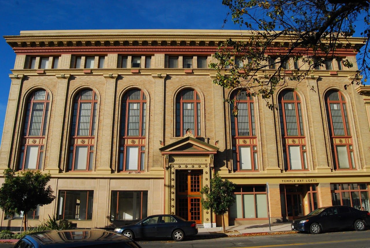 Temple Art Lofts