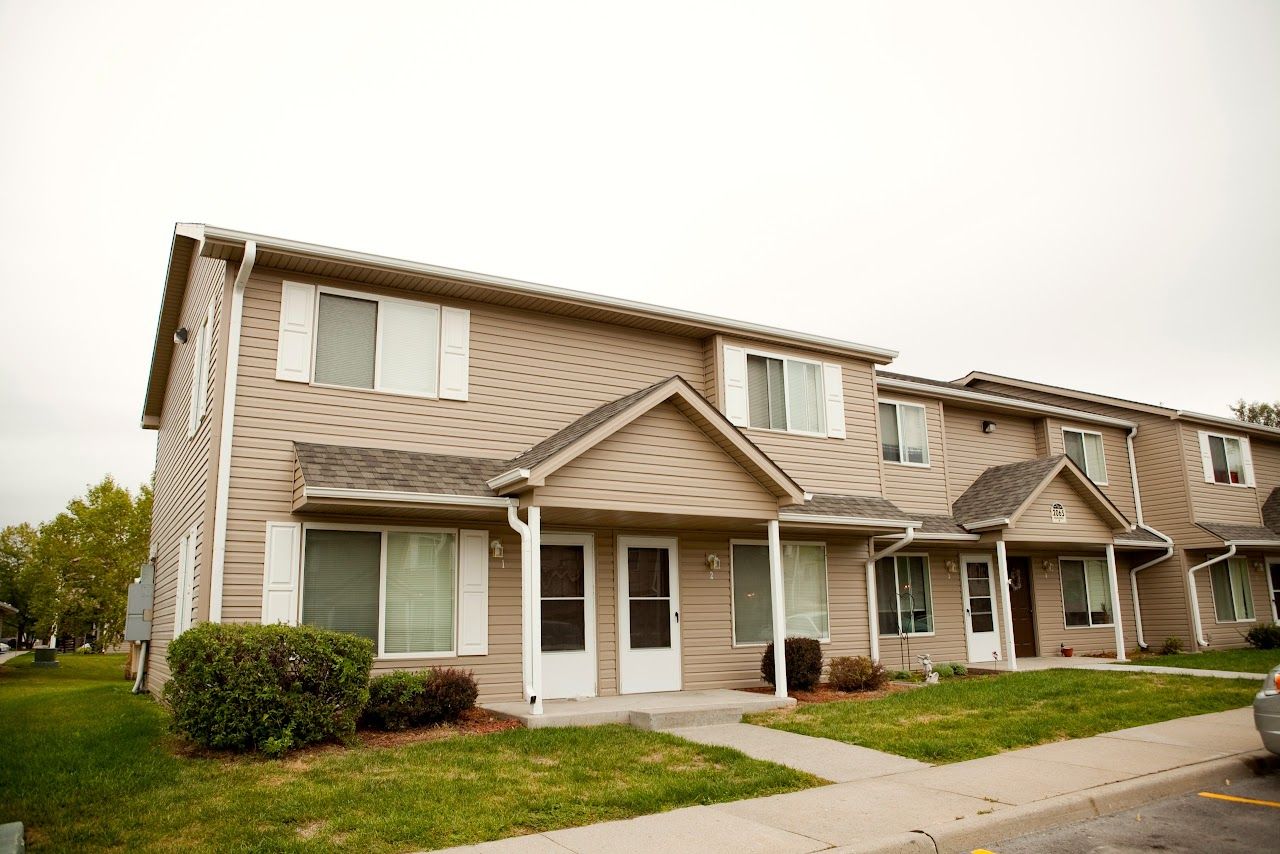 The Bluffs Apts