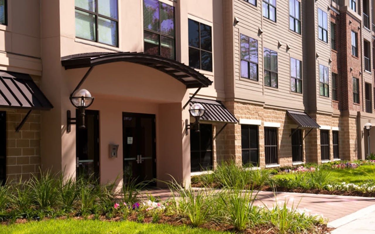 The Meridian (Formerly Jefferson Davis Apartments)