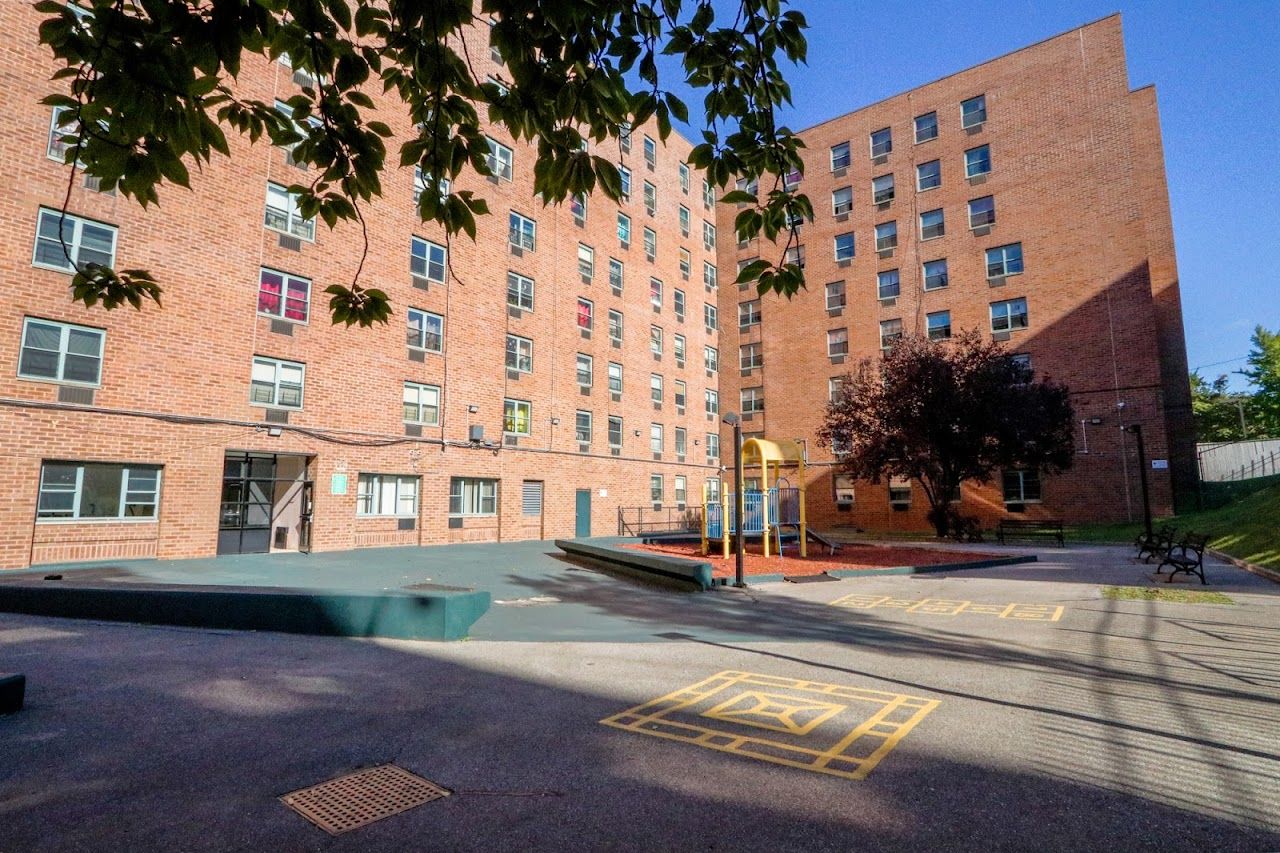 Thessalonica Court