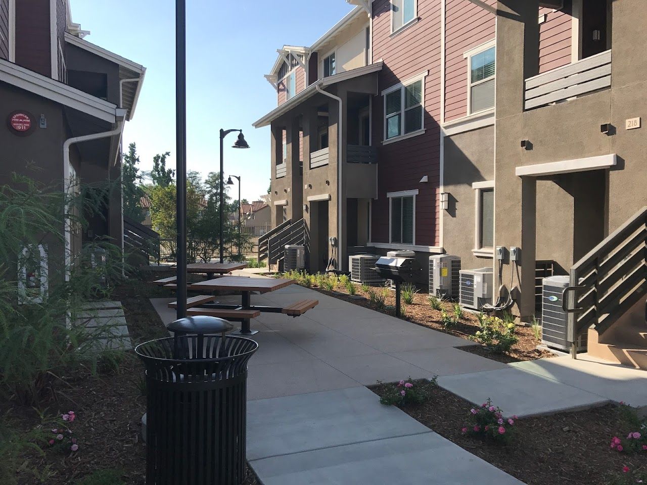 Three Oaks Fka Newhall Avenue Apartments