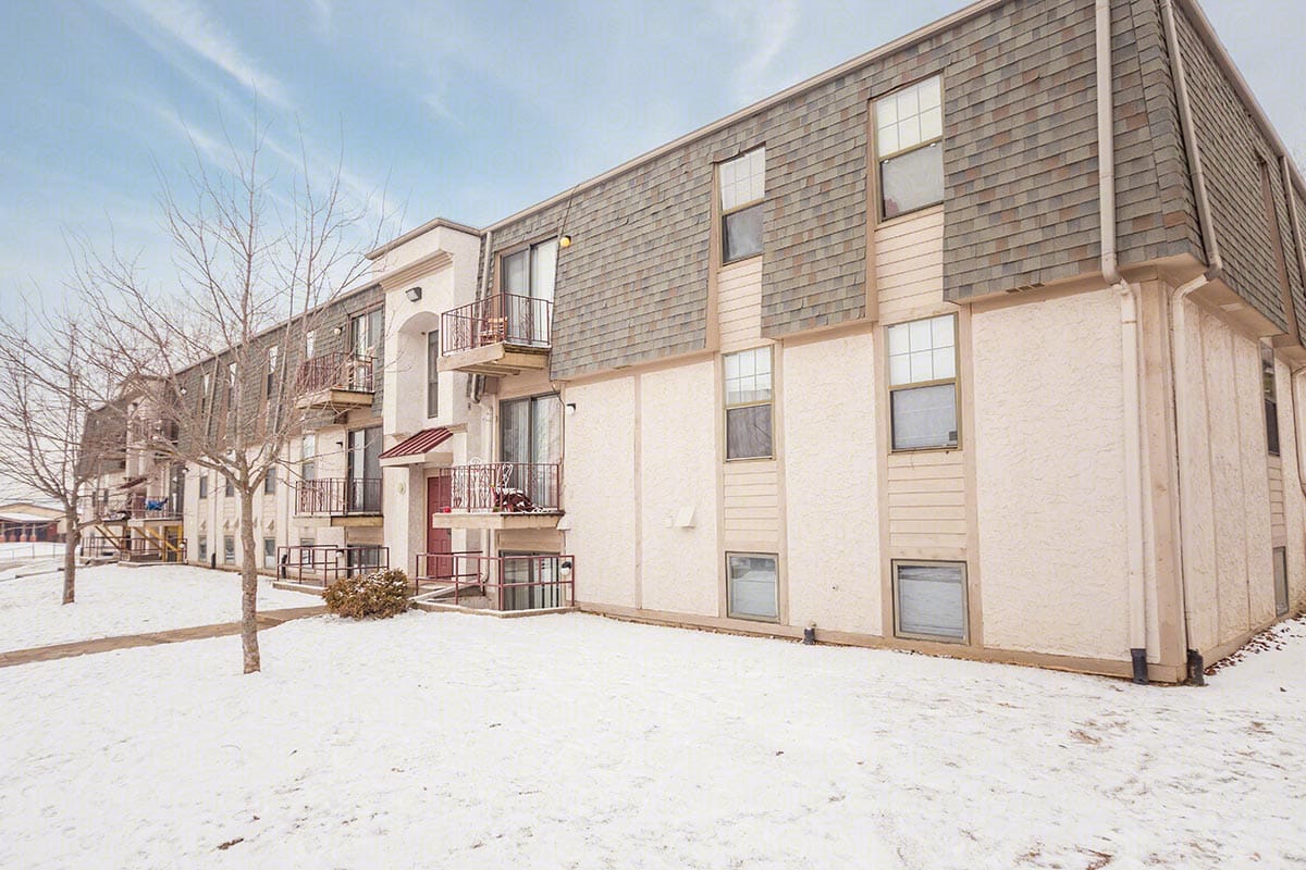 Thunderbird Apts