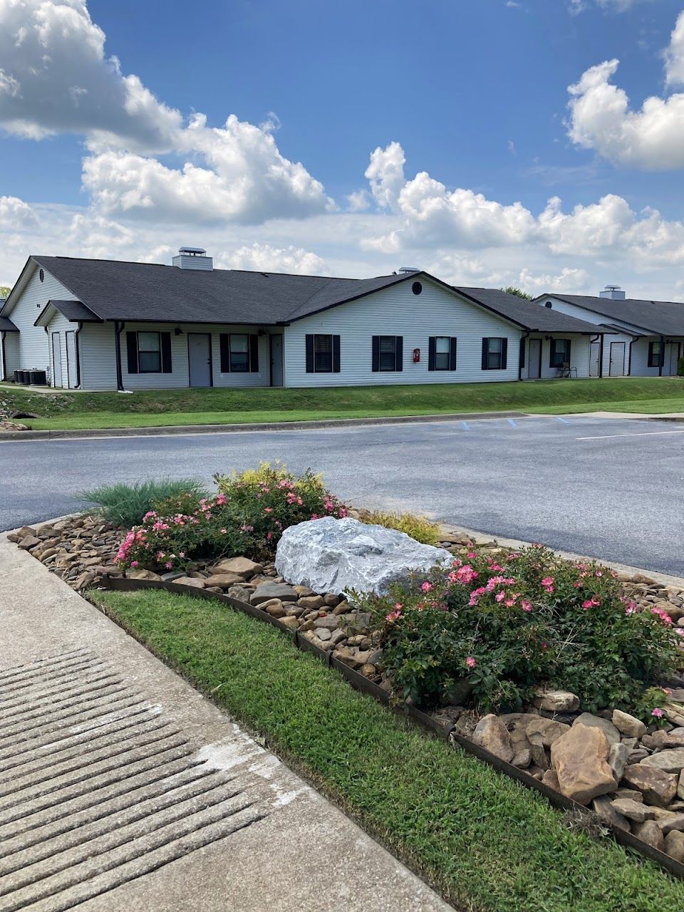 Touchstone Apts