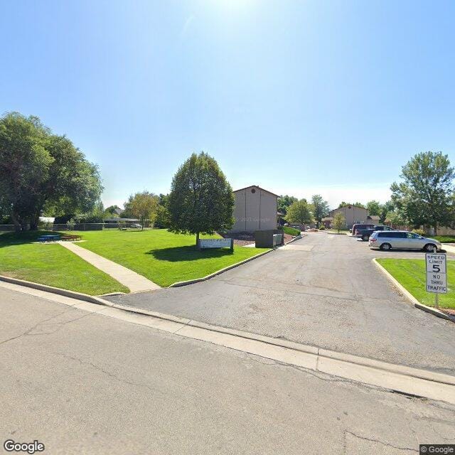 Townhouse Apts