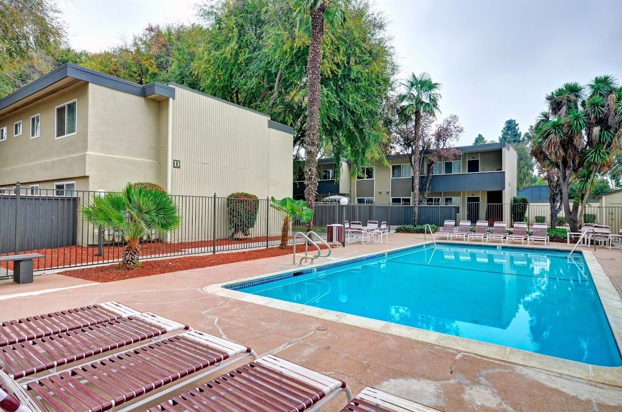 Trestles Apts