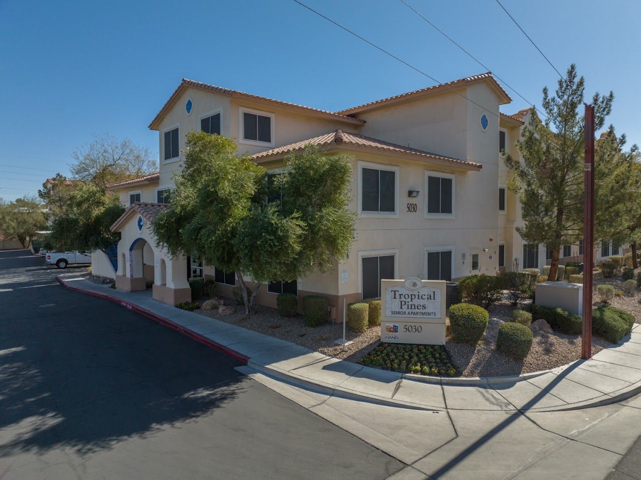 Tropical Pines Senior Living