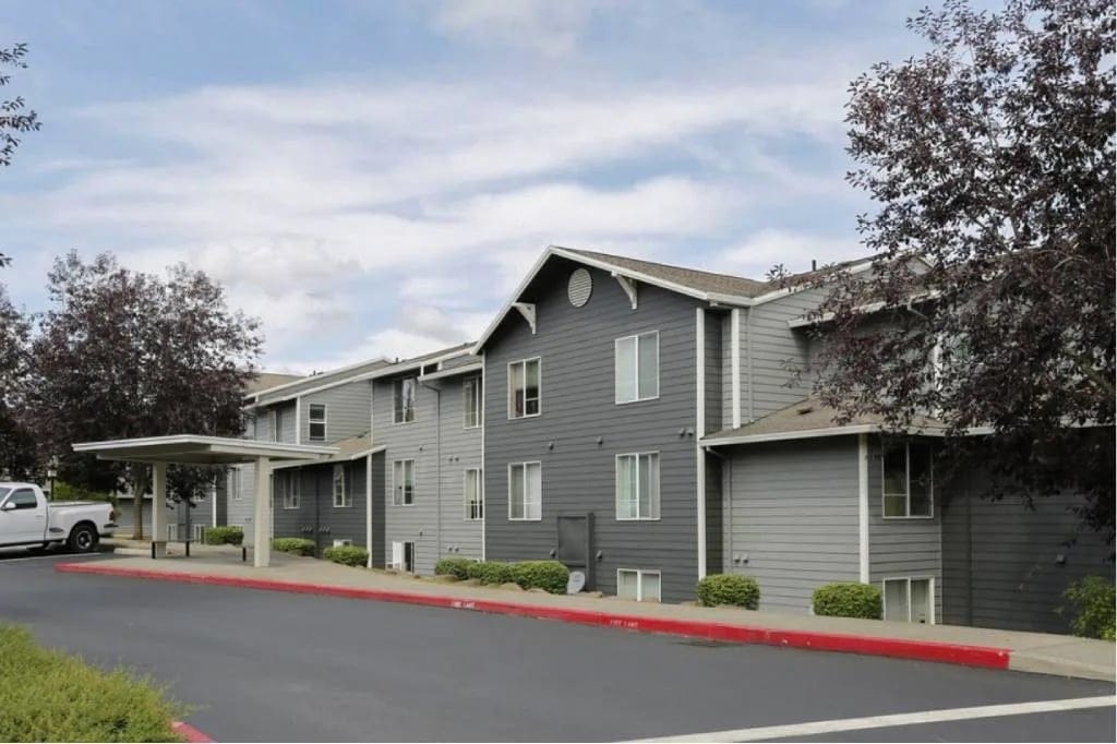 Troutdale Apartments