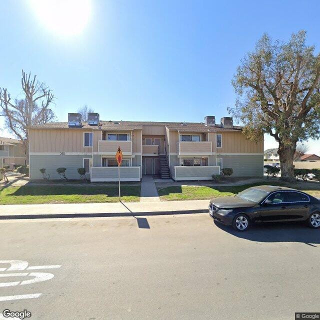 Tulare Arms Apartments