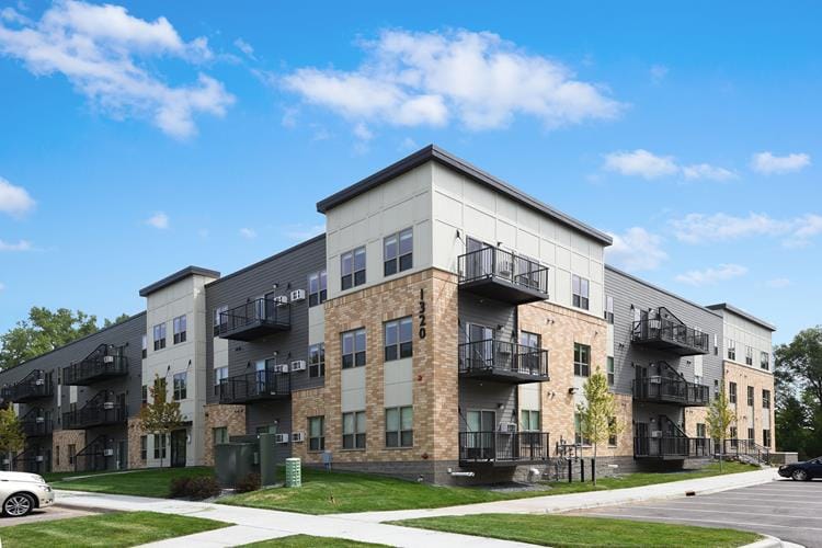 Twin Ponds Ii Townhomes