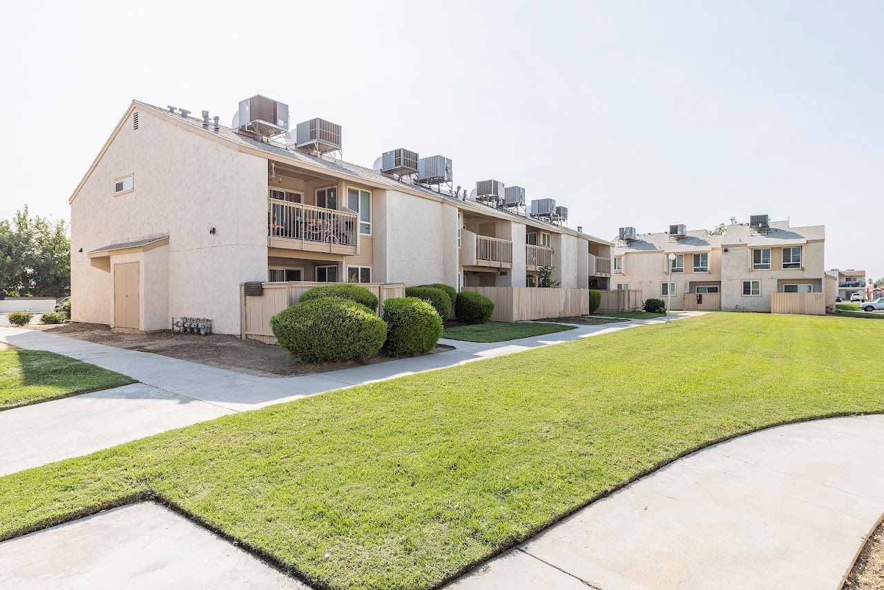 Valley View Apartments