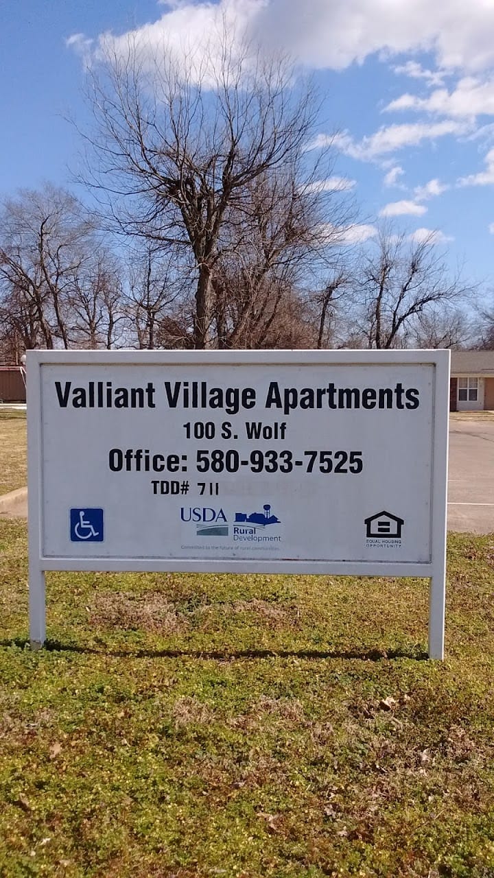 Valliant Village