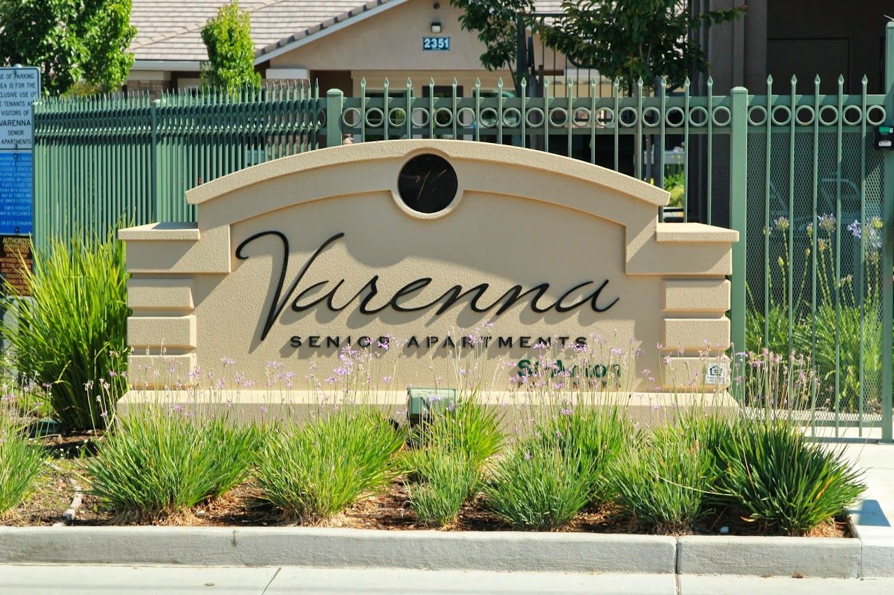 Varenna Senior Apts
