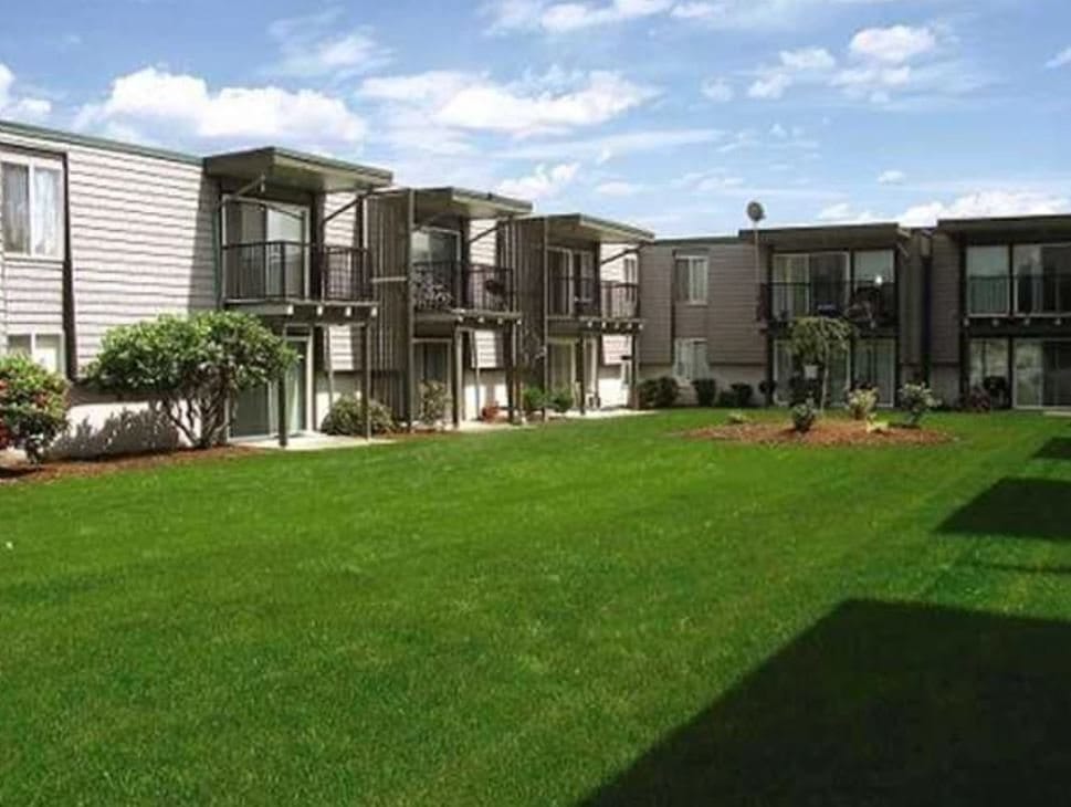 Ventana Apartments