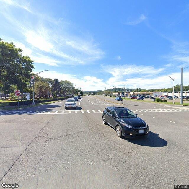 Vestal Pines Apts