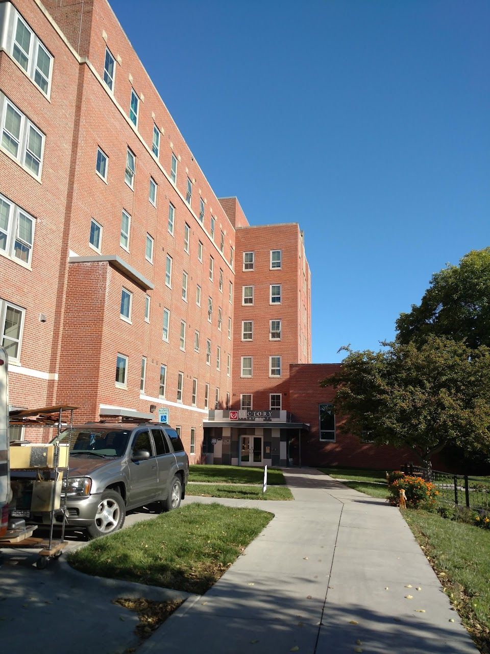 Victory Apts
