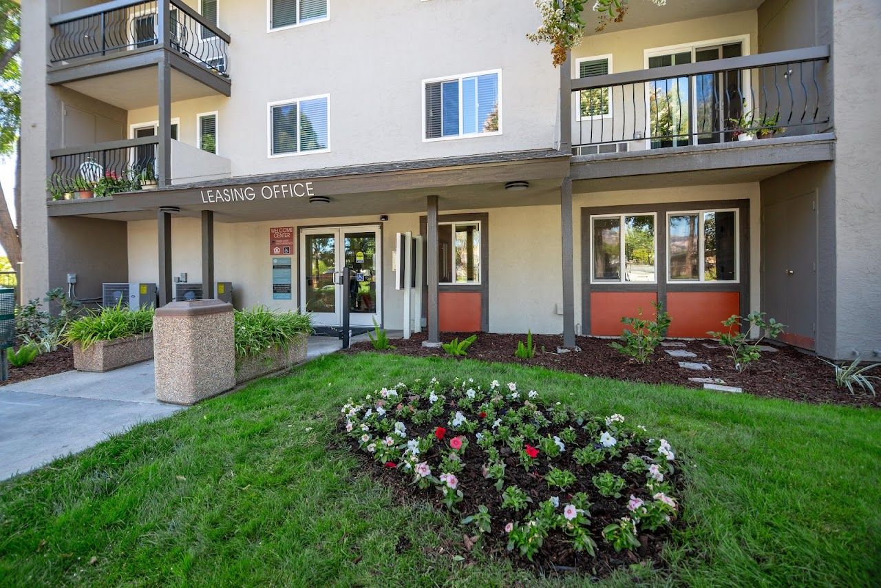 Villa De Guadalupe Apartments