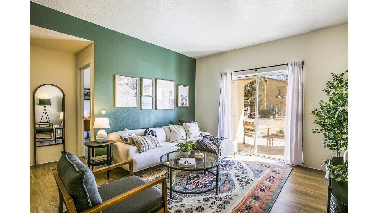 Villa Hermosa Apts