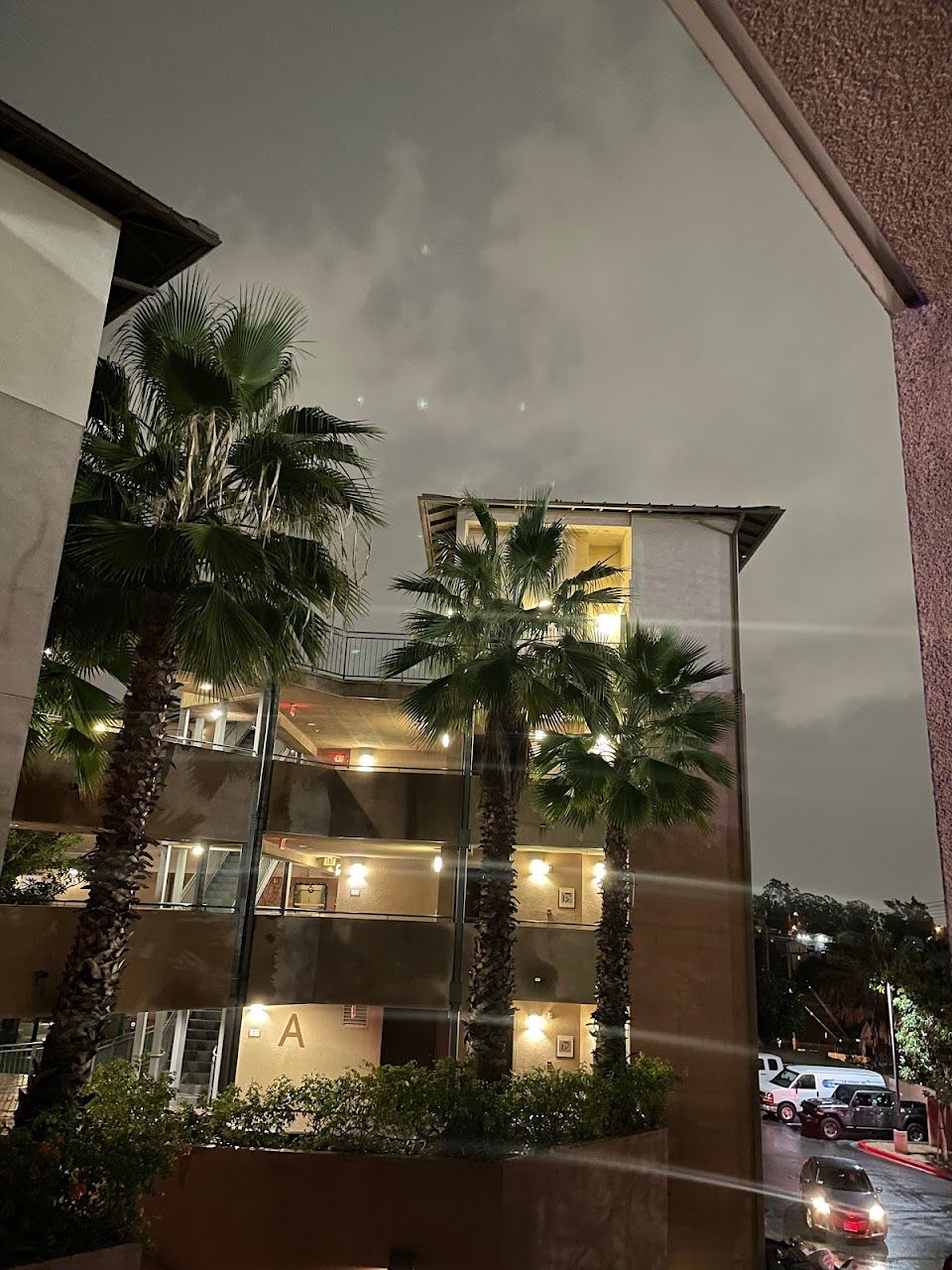 Villa Serena Apts