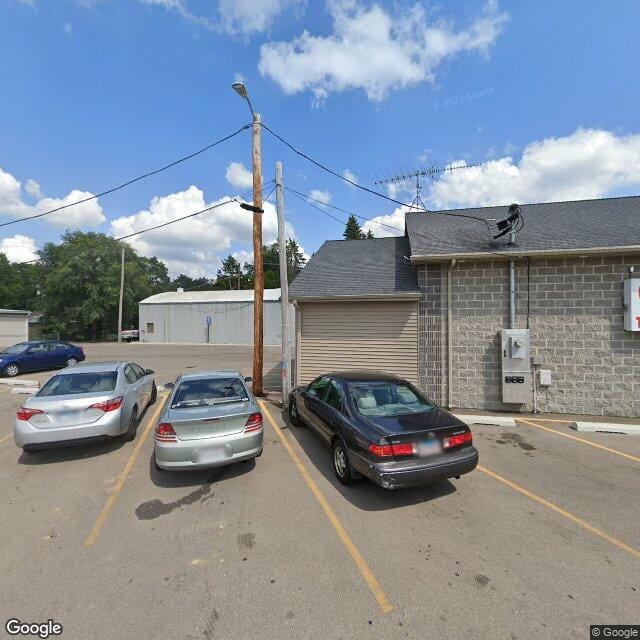 Village Green Apts (Rockford)